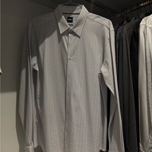 BOSS White and Gray Zigzag Men's Shirt